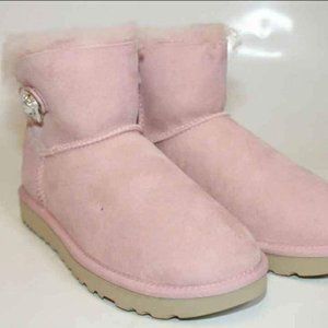 NEW UGG Australia Womens Mini Bailey Button Bling Sheepskin Boots Size 6